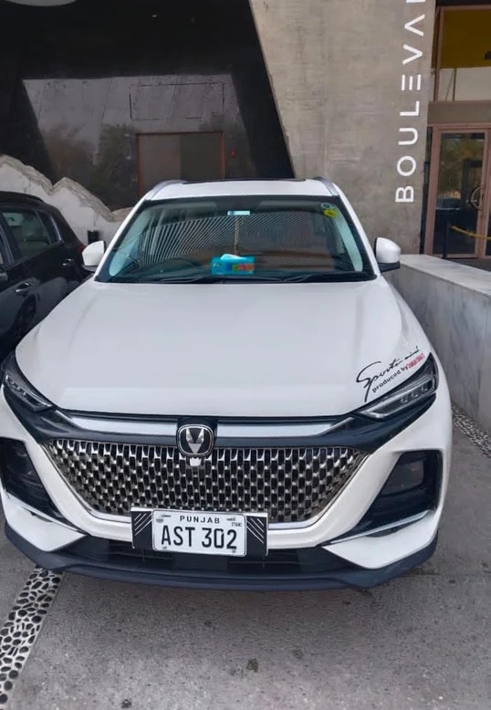 Changan Oshan X7 rental vehicle in Khanpur, Pakistan